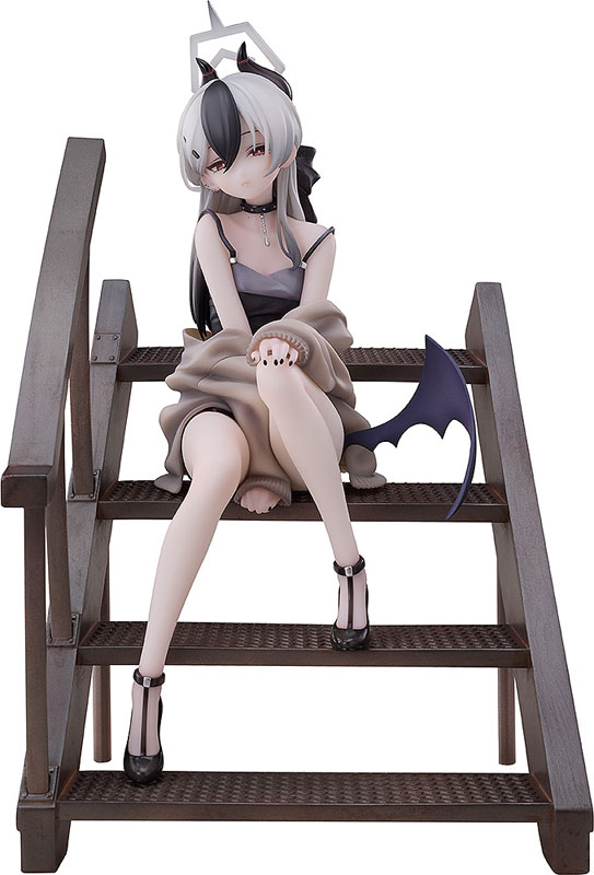 ブルーアーカイブ -Blue Archive- カヨコ(ドレス) メモリアルロビーVer. 1/7 完成品フィギュア[Solarain]が予約受付中